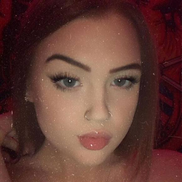 Meet your Posher, Suzy - Picture 1 of 1